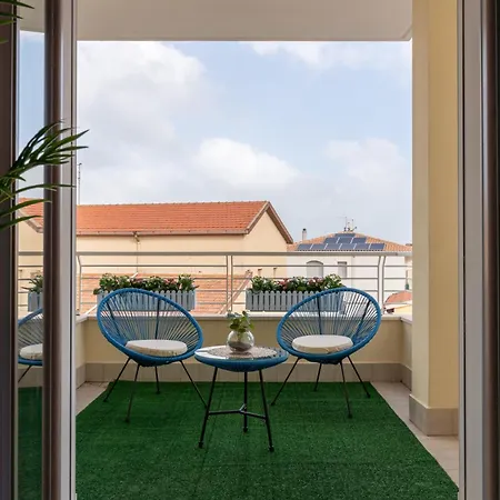Amar Apartman *